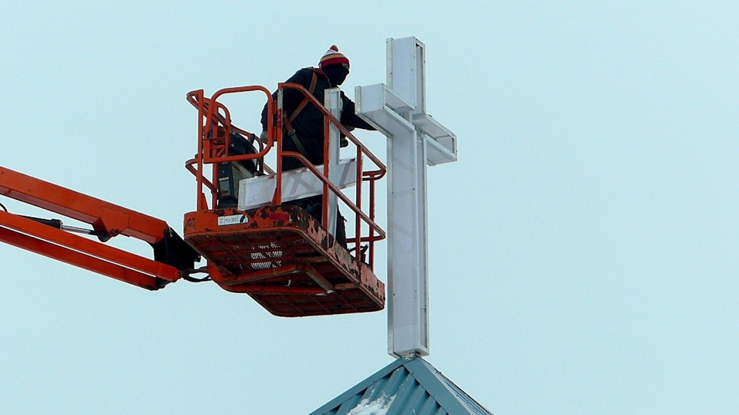 Installation of New Cross to Light Up Neighbourhood at Mount Olive Lutheran Church - Regina SK
