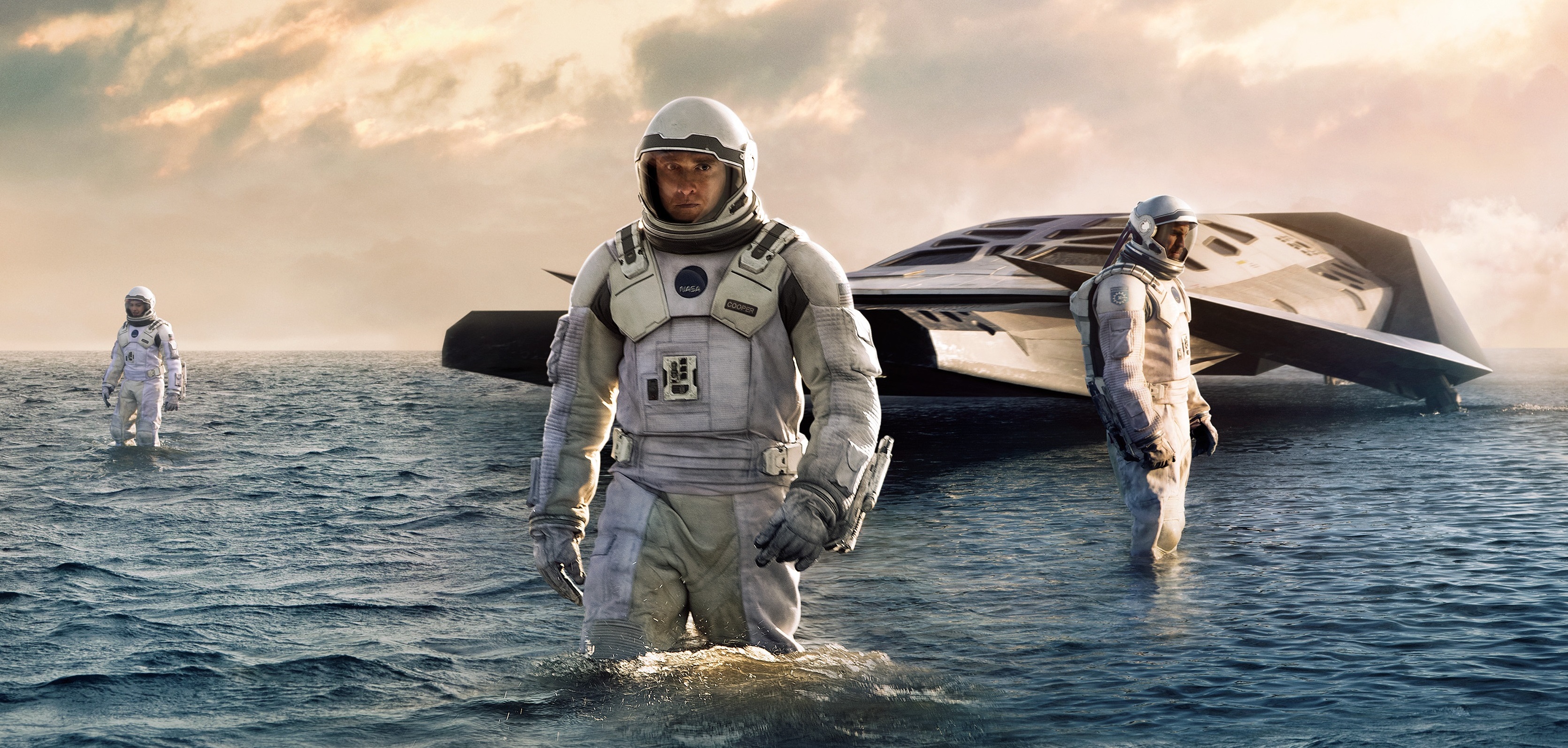 Interstellar (2014) Directed by Christopher Nolan - Movie Review